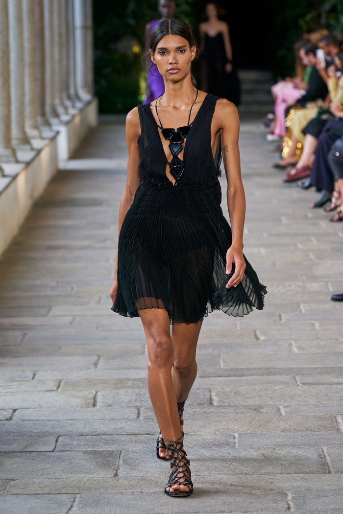 Alberta Ferretti Spring 2022