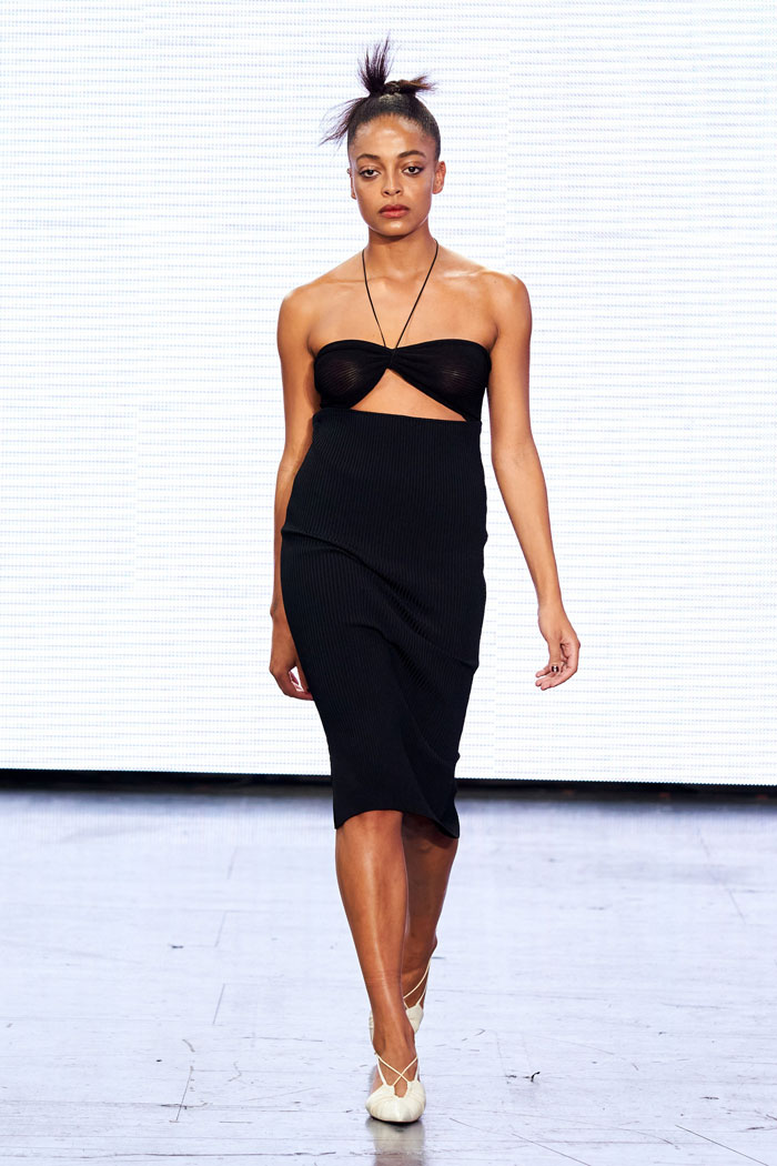 Nensi Dojaka Spring 2022 collection