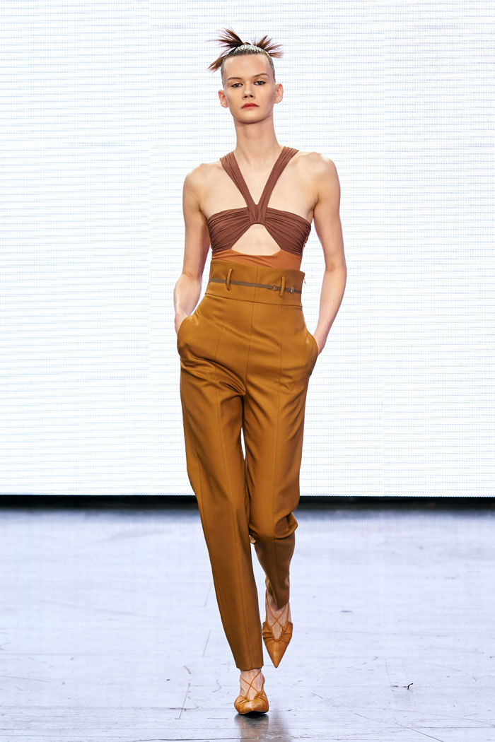 Nensi Dojaka Spring 2022 collection