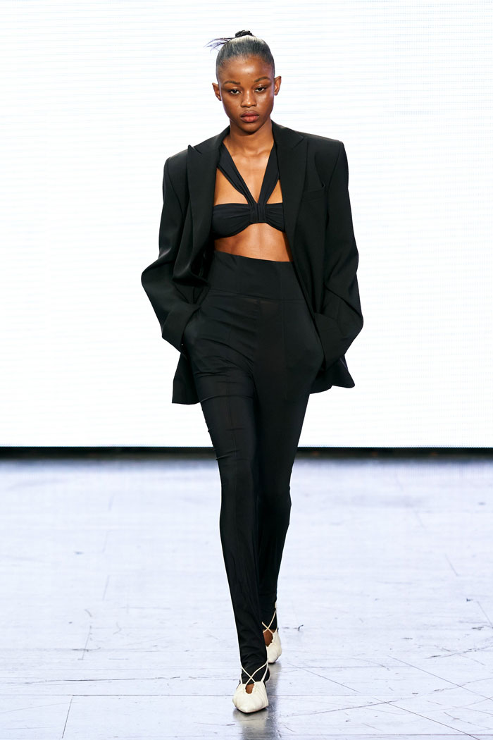 Nensi Dojaka Spring 2022 collection