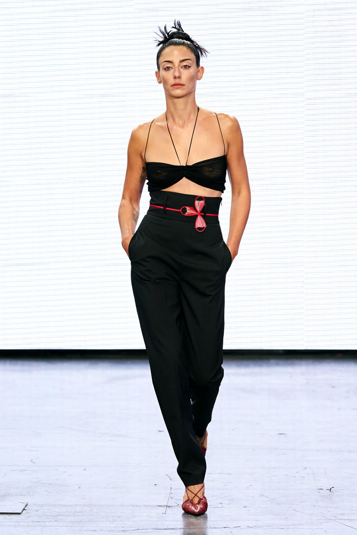 Nensi Dojaka Spring 2022 collection