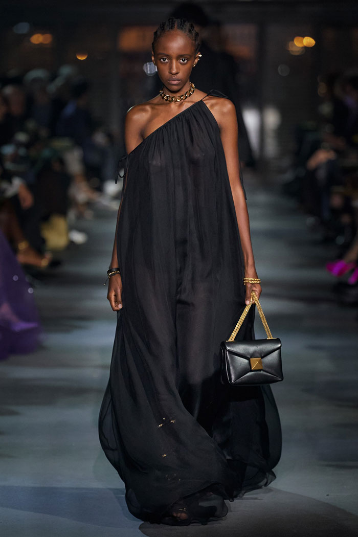 Valentino Spring 2022 runway show