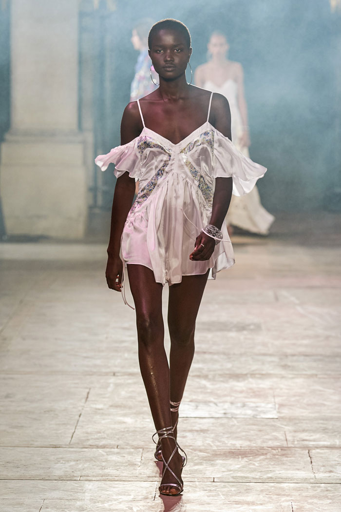 Isabel Marant Spring 2022 runway show