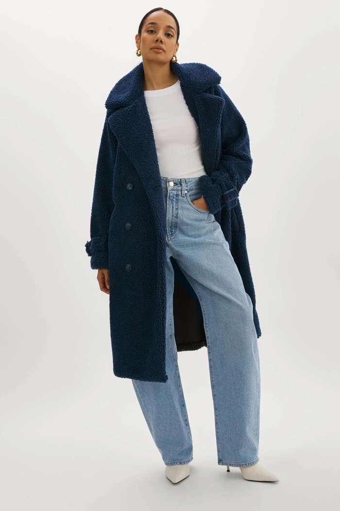 15-MALANI_NAVY-sherpa-coat-lamarque